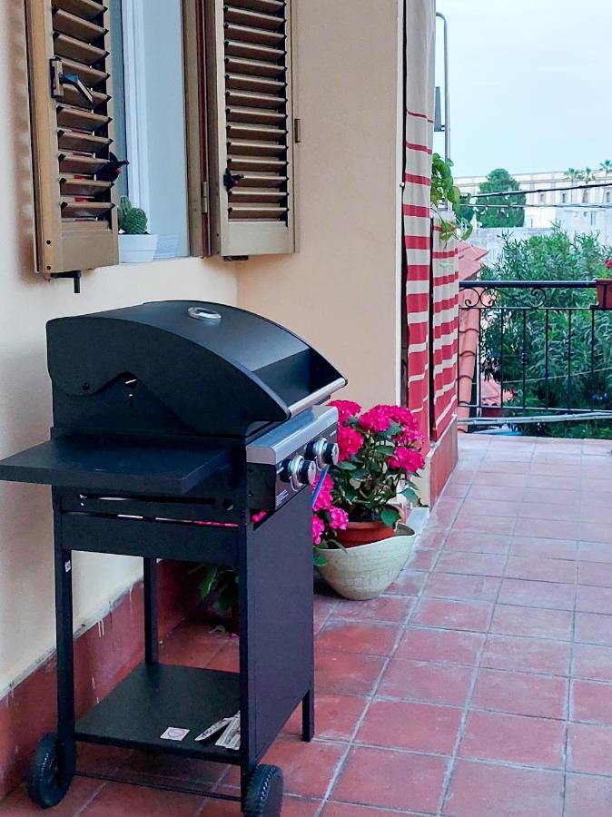 La Terrazza Al Museo Apartamento Nápoles Exterior foto