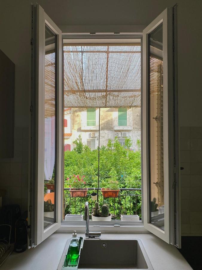 La Terrazza Al Museo Apartamento Nápoles Exterior foto